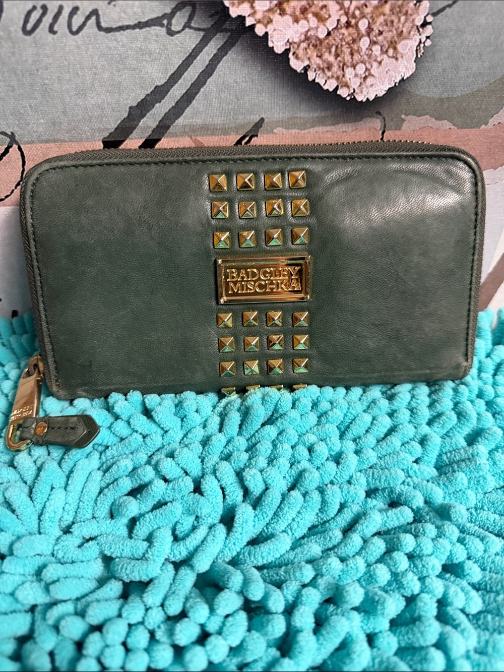Badgley Mischka Green Leather Zip Wallet with Gold Studs